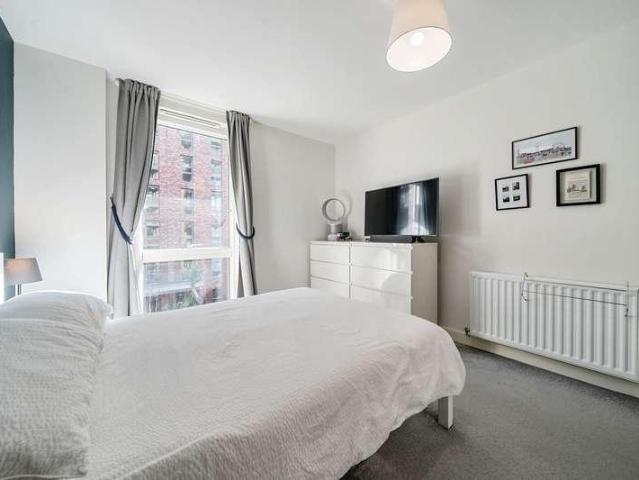 Flat for sale in Kenton, Greater London