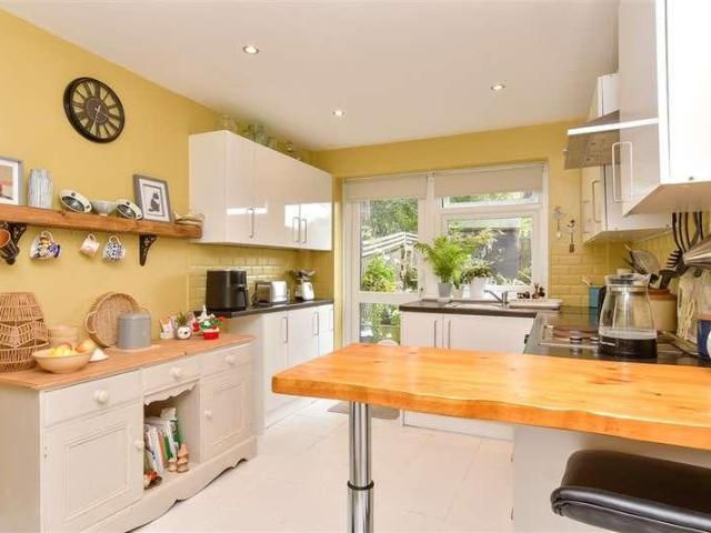 Flat for sale in Bluebell Hill, Bourne Vale