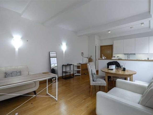 Flat for sale in Blackfriars, Lyons