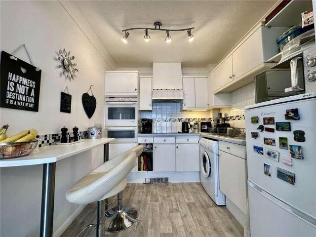 Flat for sale in West Cliff, Bournemouth