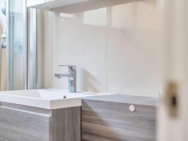 Flat for sale in Reading West, Reading
