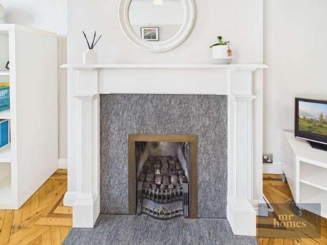Flat for sale in Castle Quarter, Cardiff