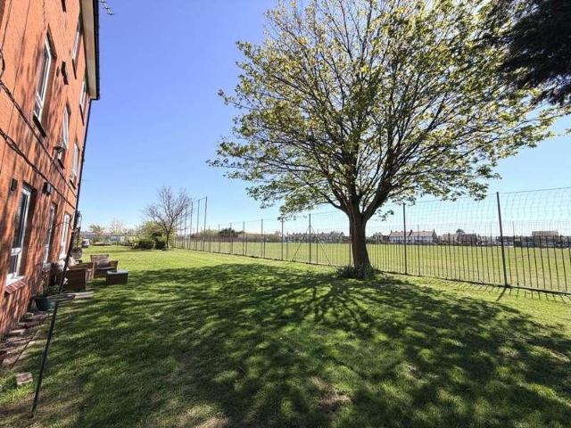 Flat for sale in Hawes Side, Blackpool