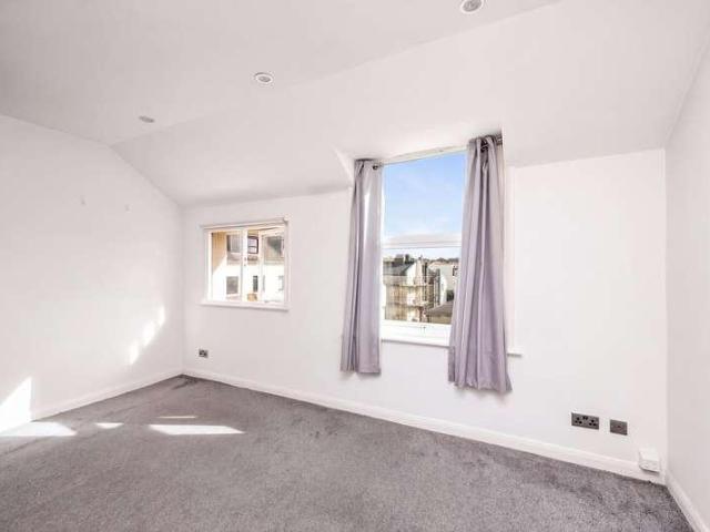 Flat for sale in Portslade by Sea, Hove