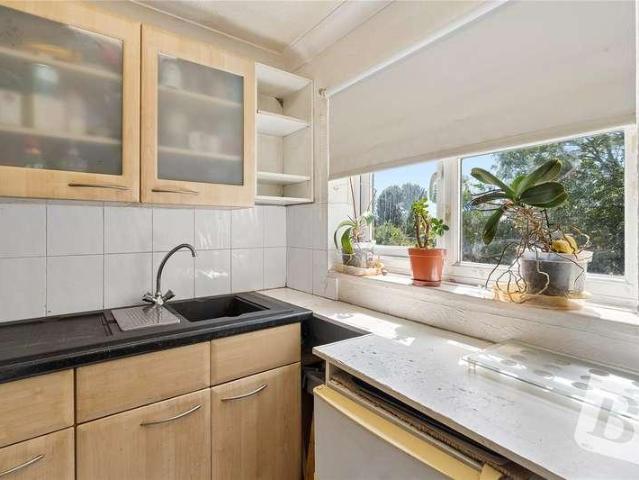 Flat for sale in Wickford