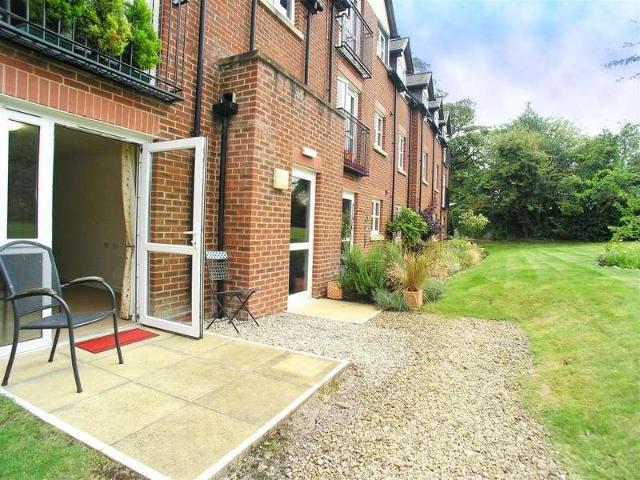 Flat for sale in Falcon Lodge, Wales