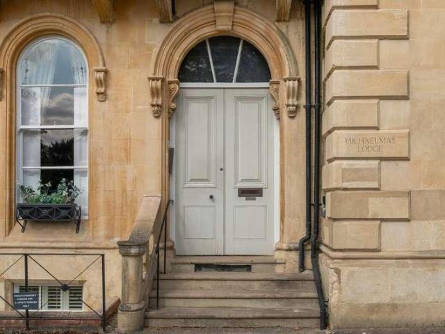 Flat for sale in Montpellier, Golden Valley