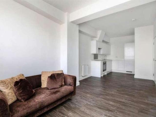 Flat for sale in West Worthing, Worthing