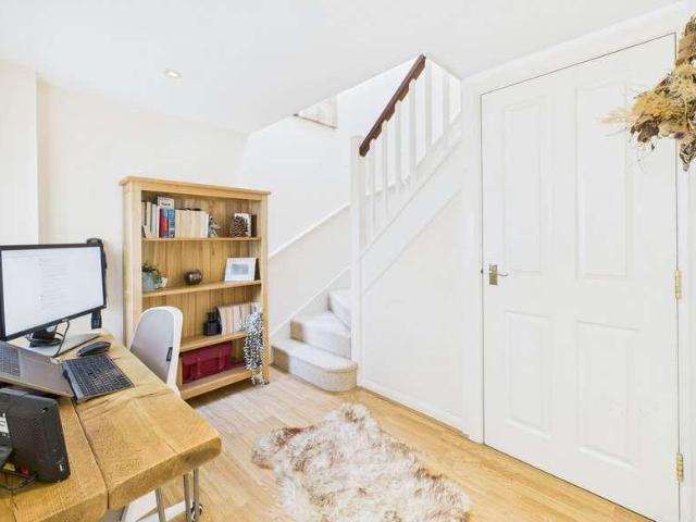 Flat for sale in Worthing, West Sussex