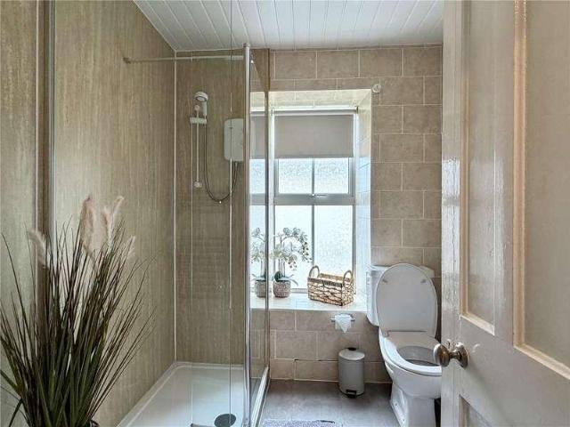 Flat for sale in Llanfair-Mathafarn-Eithaf, Benllech