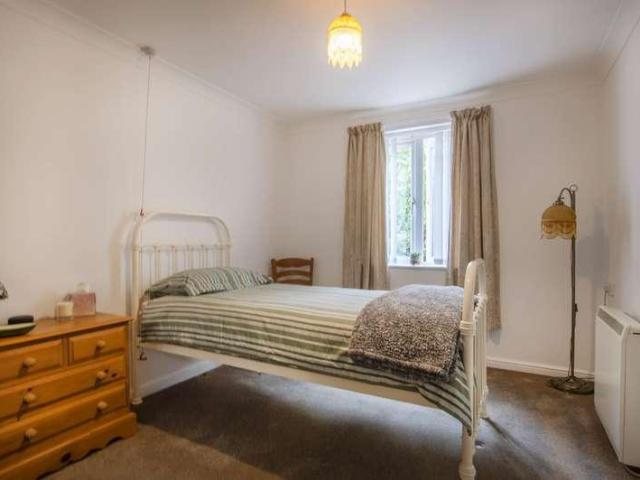 Flat for sale in Lakenham, East Bank