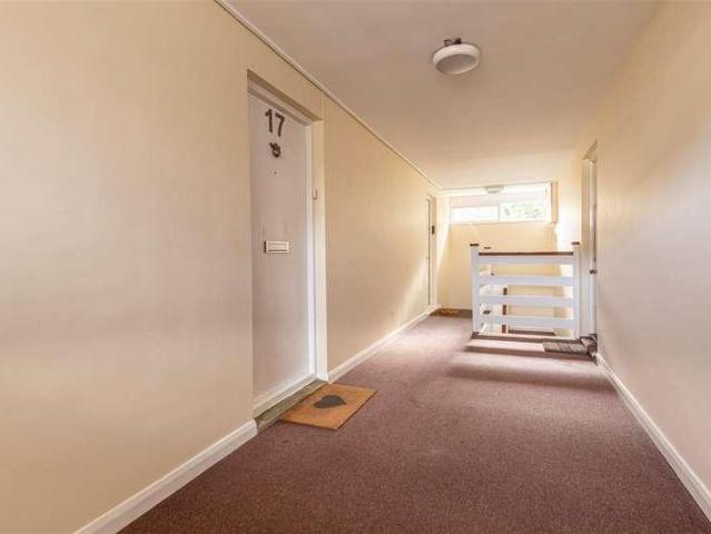 Flat for sale in Steward's Green, Epping Forest