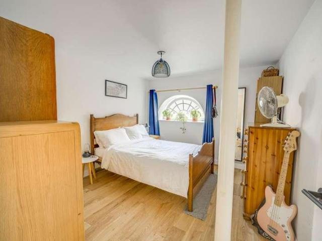 Flat for sale in Leighton-Linslade, Linslade