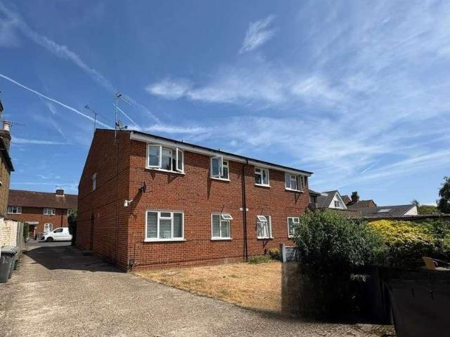 Flat for sale in Egham Hythe, Row Town