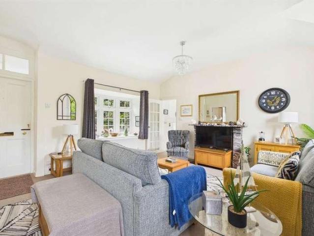 Flat for sale in Wellswood, Torquay
