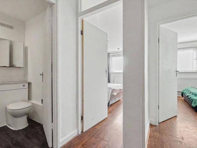 Flat for sale in Greater London