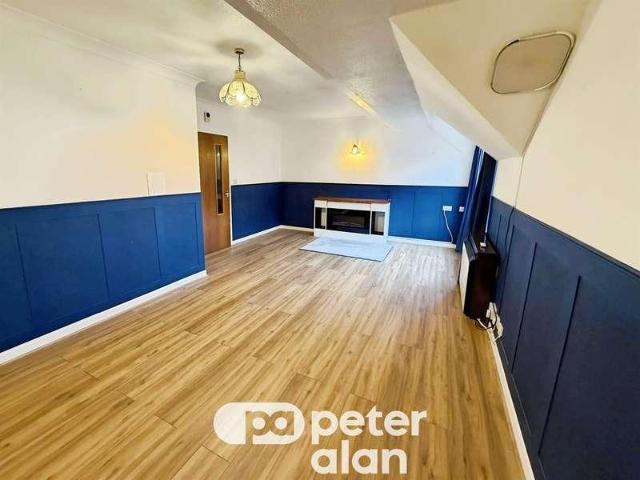 Flat for sale in Ridgeway, Newport