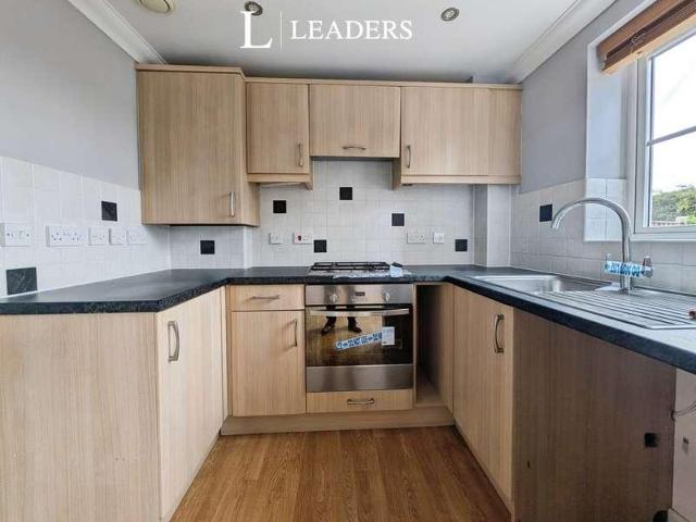 Flat for sale in Merry Oak, Southampton
