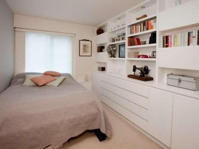 Flat for sale in Colindale, Greater London