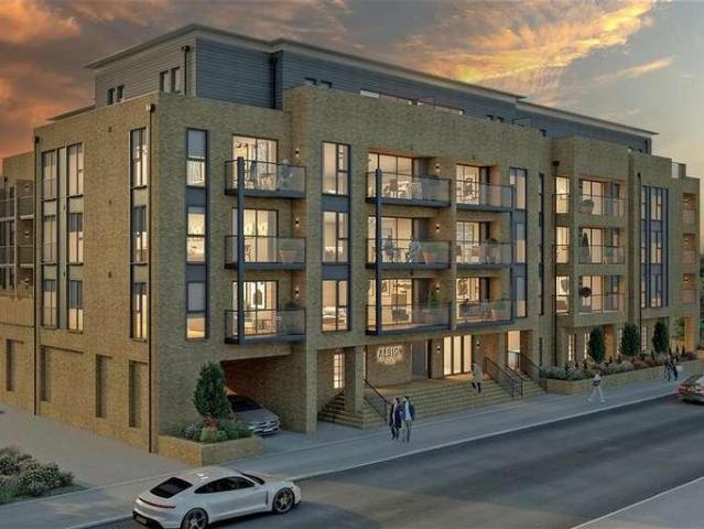 Flat for sale in Red Hill, Surrey