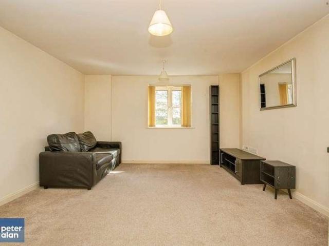 Flat for sale in Falcon Lodge, Wales