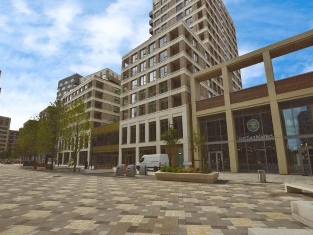 Flat for sale in Canning Town, Greater London