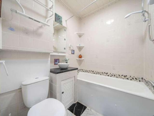 Flat for sale in Pamington, Gloucestershire