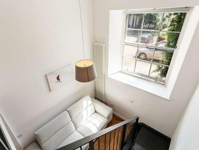 Flat for sale in North Leith, Scotland