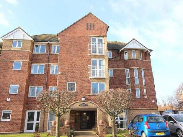 Flat for sale in Whitley Bay, North Tyneside