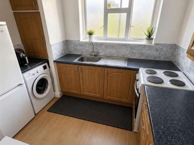 Flat for sale in St. George in the East, Shadwell
