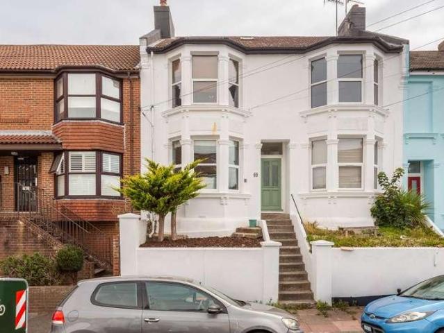 Flat for sale in Queen's Park, Brighton & Hove