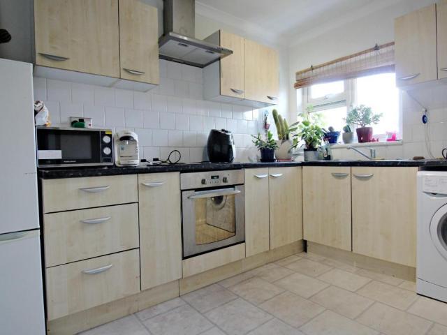 Flat for sale in Belvedere, Upper Belvedere