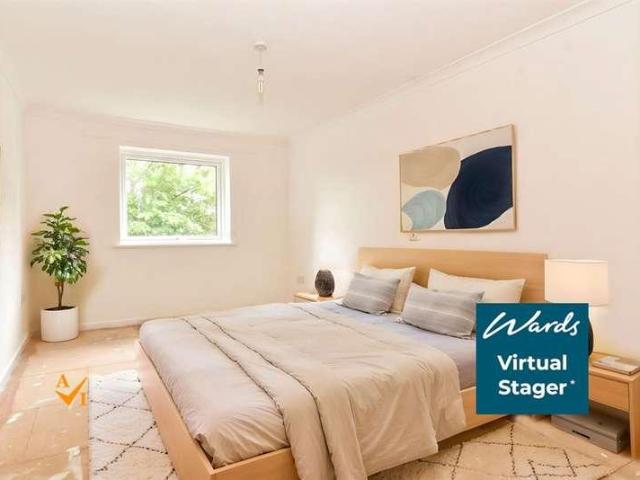 Flat for sale in Upper Luton, Chatham
