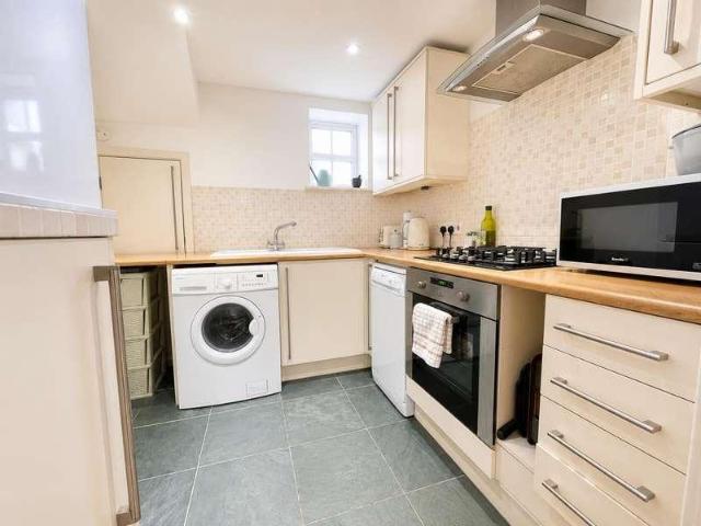 Flat for sale in Chedburgh, Suffolk