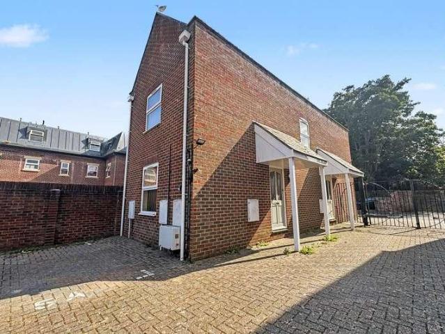 Flat for sale in Old Town, Poole