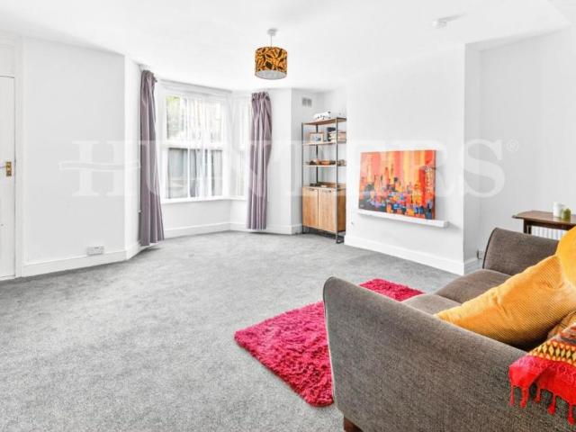 Flat for sale in South Tottenham, Greater London
