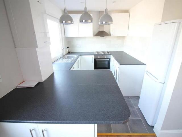 Flat for sale in St Margarets, Greater London