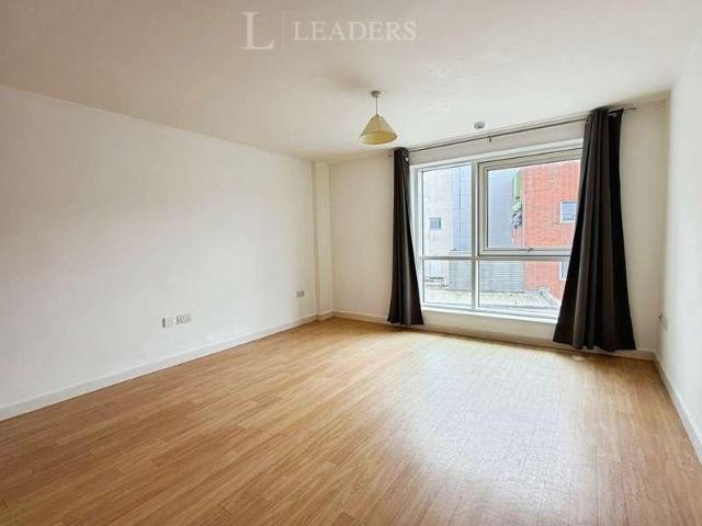 Flat for sale in Portsea, City Of Portsmouth