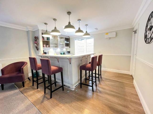 Flat for sale in Llanblethian, Cowbridge