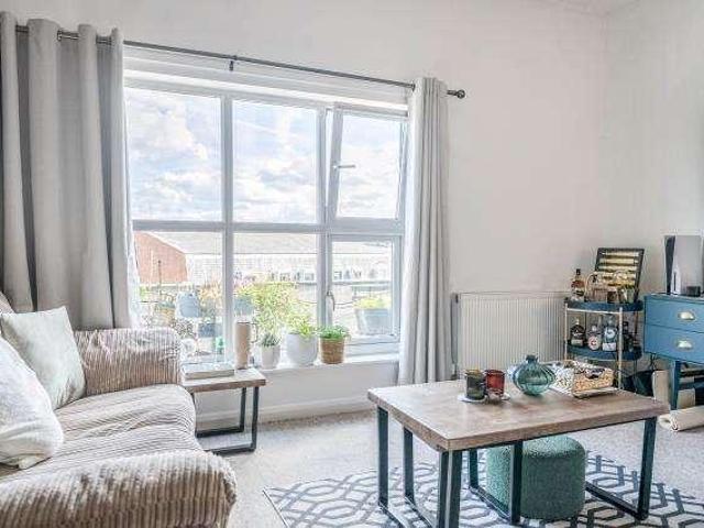 Flat for sale in Enborne, West Berkshire