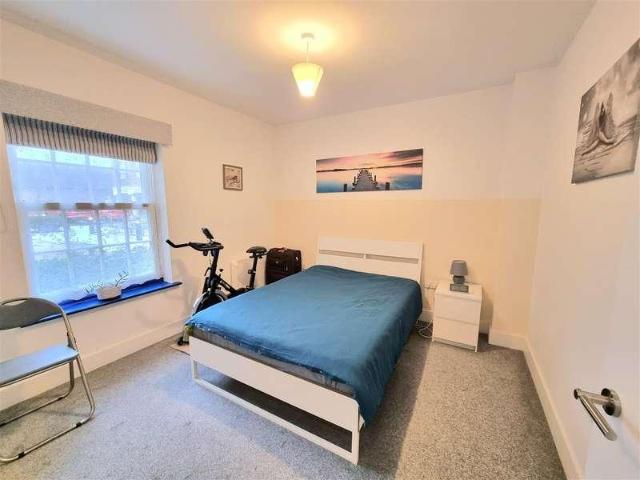Flat for sale in Priddy's Hard, Gosport