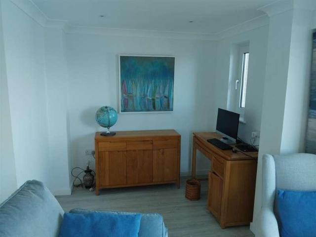 Flat for sale in Cowes, Isle Of Wight