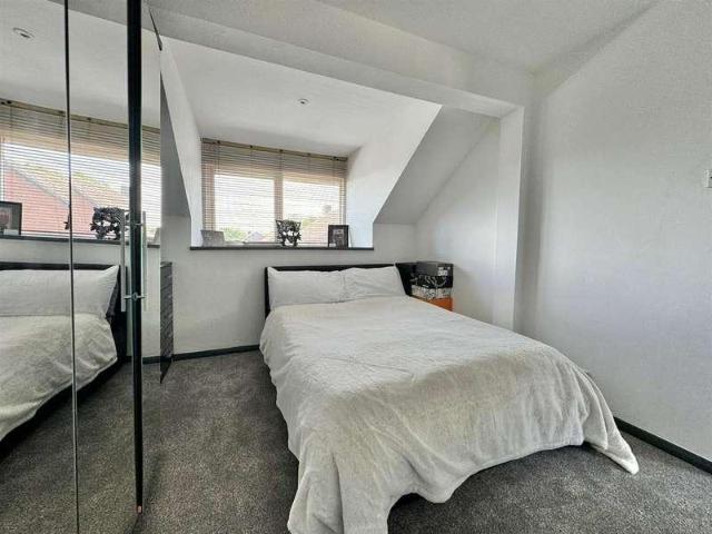 Flat for sale in Cross In Hand, East Sussex