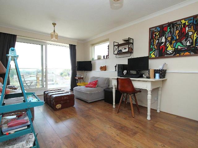 Flat for sale in Poole