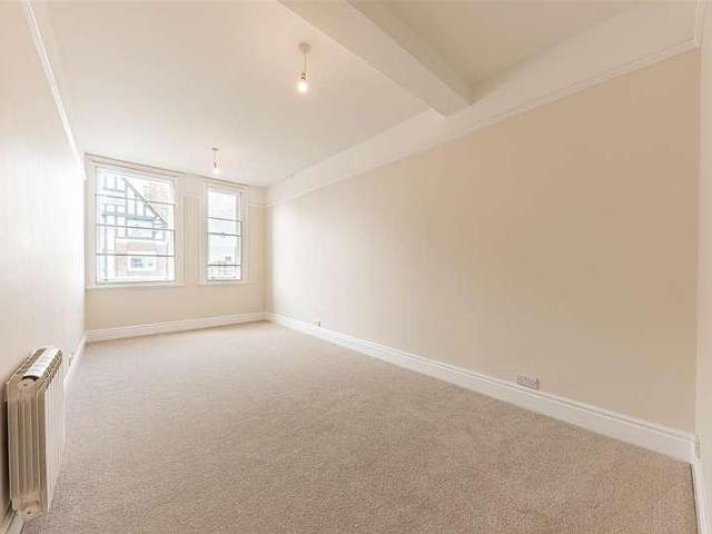 Flat for sale in Cliftonville West, Acol
