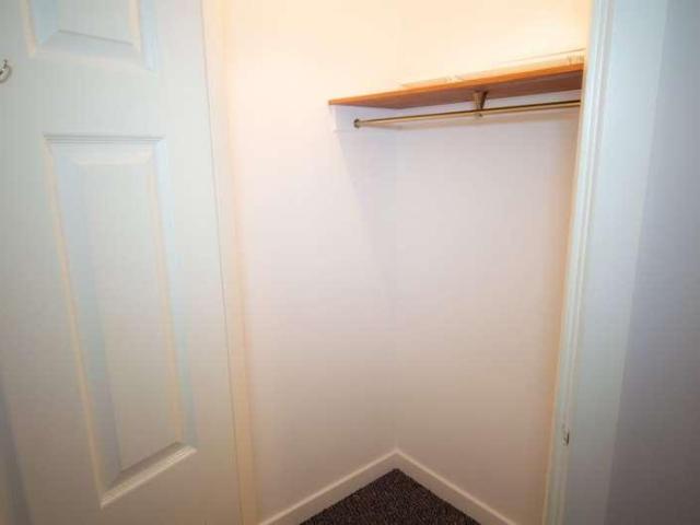 Flat for sale in Almondbury, West Yorkshire
