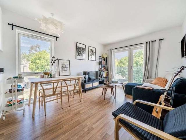 Flat for sale in London Borough of Lewisham, Blackheath