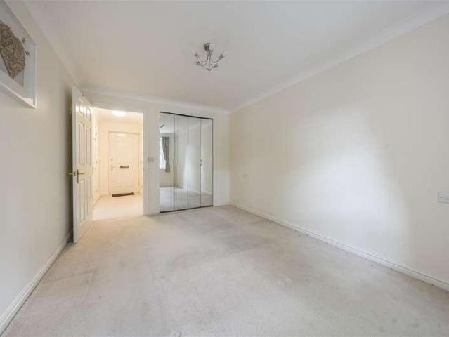 Flat for sale in Windsor, Clewer New Town
