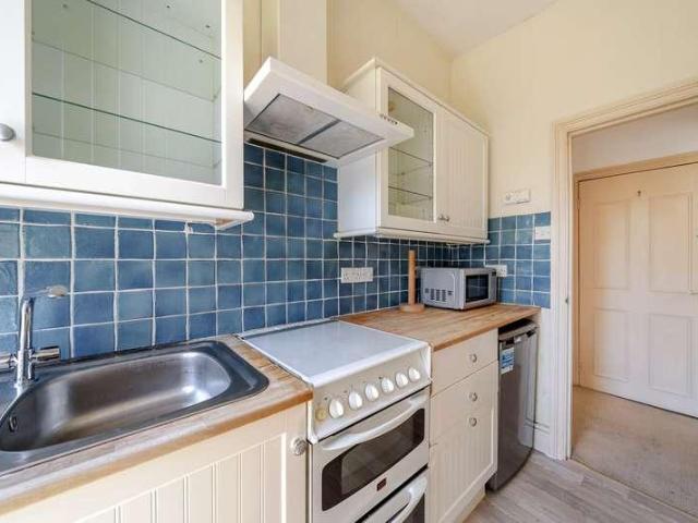 Flat for sale in Charlotteville, Westborough