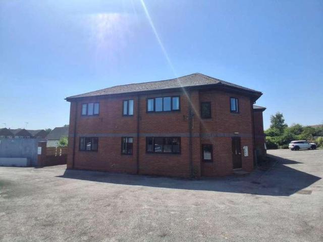 Flat for sale in Alderminster, Warwickshire